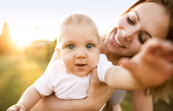 Mehrere Studien beweisen, dass während der Schwangerschaft ein Zellaustausch zwischen Mutter und Kind stattfindet.