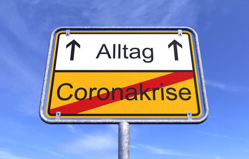 1 Jahr Corona im öffentlichen und privaten Gesundheitssystem /Bild: Adobe Stock