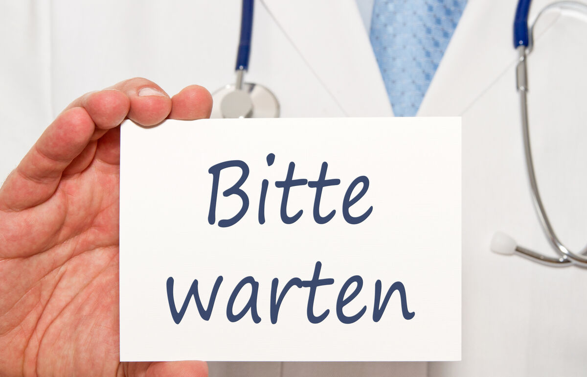 Kassenpatient in Oberösterreich mit extrem langer OP-Wartezeit in 2026